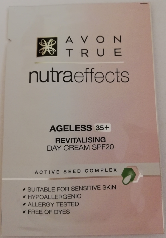 AVON Nutra Effects Ageless 35+ Revitalisierende Tagescreme LSF 20 / Probe